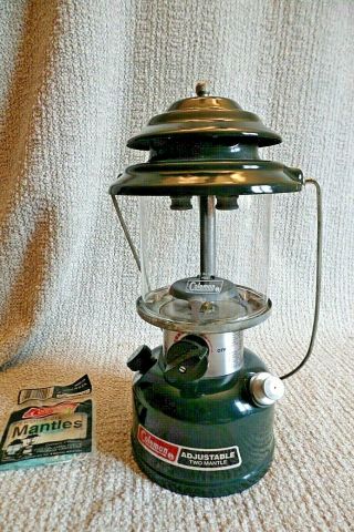 Vintage Coleman Adjustable Two Mantle Lantern 288a700 3/88