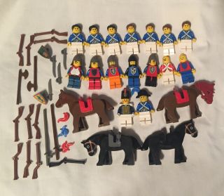 Vintage Lego - Imperial Guards Soldiers & Royal Knights W/ Horses And Weapons Nr