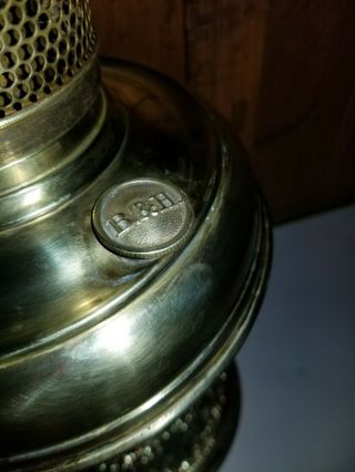 B&H antique oil lamp 1800 ' s Bradley & Hubbard antique oil lamp estate find 2