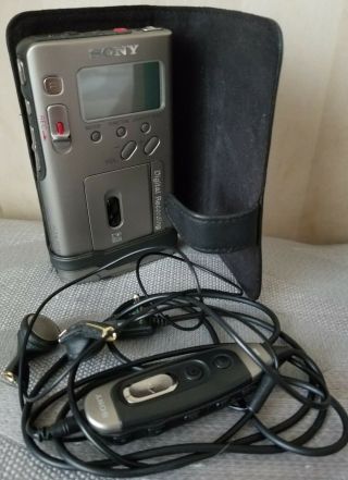 Rare Sony Nt - 2 Digital Recorder Micro Cassette Audio Headphones W/remote Case