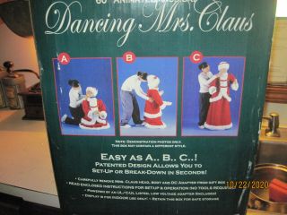 Rare Christmas international Animated life size 5 foot Mrs Claus Sings & dancin 5