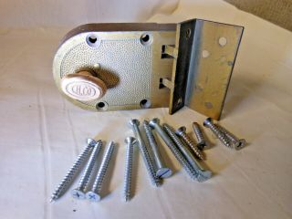 Ilco Deadbolt Deadlatch Lock Mechanism Vintage / (12) 10 Screws Two Lengths