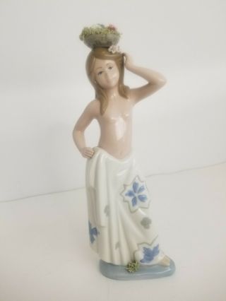 Torralba Porcelain Island Girl Vintage Hawaiian 11.  5 " Rare Lladro