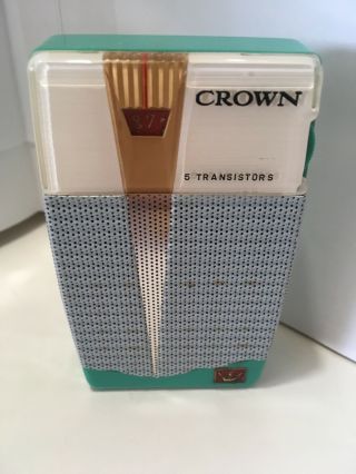 Stunning Rare Reverse Paint Crown Tr - 555 Green/turquoise Transistor Radio