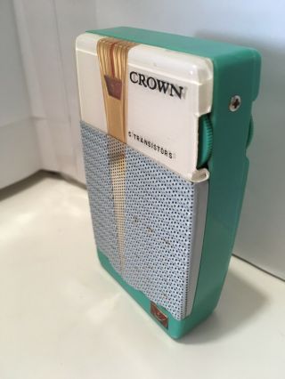 Stunning RARE REVERSE PAINT Crown TR - 555 green/turquoise transistor radio 2