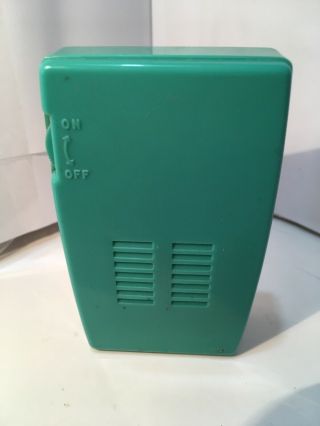 Stunning RARE REVERSE PAINT Crown TR - 555 green/turquoise transistor radio 5