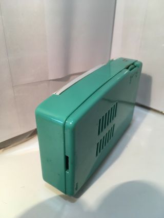 Stunning RARE REVERSE PAINT Crown TR - 555 green/turquoise transistor radio 6