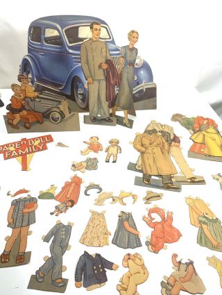Stand Up Vintage “paper Doll Family” With Stand Up Car - Dolls,  Accessories,  Car