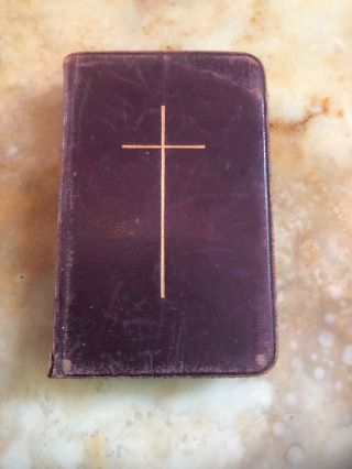 Lovely Little Antique Book Of Common Prayer With Leather Cover
