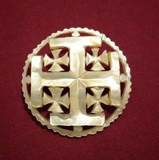 Brooch Betlehem Cross Mother Of Pearl Round Finely Carved Antique/vintage