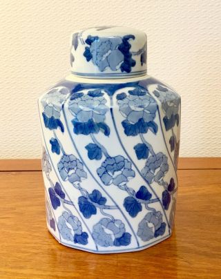Vintage Chinese Tea Caddy Porcelain Blue White Storage Pots 9 Ins Tall