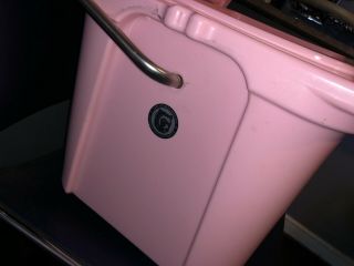 Rare Yeti Roadie 20 Cooler Limited Edition Pink ❄️ ❄️ 4