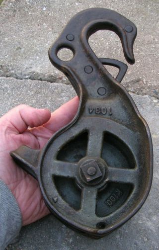 Antique " Duck Face " Cast Iron Pulley Louden 1033 1034 Hay Trolley