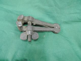 Vintage Iron Hand Vise 1 - 3/8 " Jaws 4 - 3/4 " Long Collectible Antique Tool
