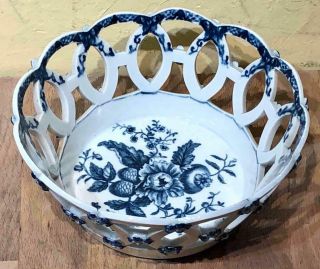 Rare Antique Dr.  Wall Worcester Small " Pine Cone " Pattern Deep Basket,  C.  1770