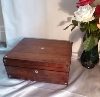 Large Antique Victorian Rosewood Veneered Box With Mother Of Pearl - 19th Century