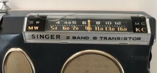 Rare Singer Transistor Radio Circa 1950’s - with Brown Leather Case 3