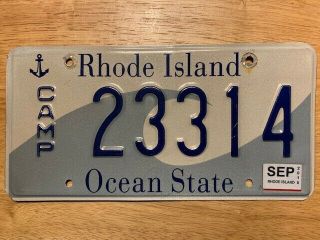 Rare Rhode Island Camper License Plate,  2010,  Number 23314,  Wave,  Anchor,  Ocean
