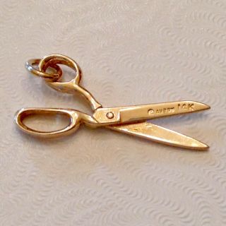 Rare Retired Designer James Avery Scissors Charm / Pendant 14k Yellow Gold