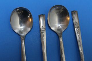4 Wm A Rogers Oneida Ltd King Arthur Silverplate Round Bowl Gumbo Soup Spoons 2