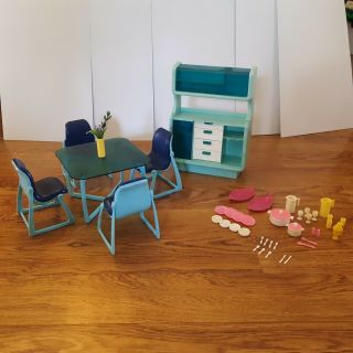 Vintage 1977/78 Barbie Dream House Furniture Dining Room Table Chairs Hutch Dish