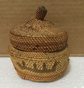 Antique Vtg Pacific Northwest Alaskan Native American Handwoven Covered Basket
