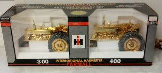 1/16 Speccast 2004 International Farmall 300 400 Tractor Set 50th Ann Rare Gold