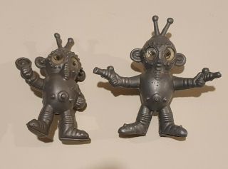 2x Very Rare Vintage Giant Men From Outer Space Figures 3 " Lenticular Eyes 1966