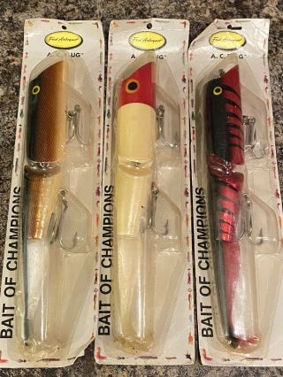 (3) Diff.  Vintage Fred Arbogast A.  C.  Plug Jointed Wood Wag - Tail Lures Nos 12 "