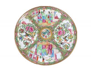 Fine Antique Chinese Export Porcelain Famille Verte Rose Medallion 9.  75” Plate