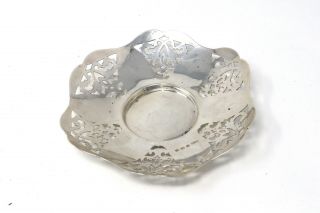 A Smart Antique Victorian C1896 Solid Silver Pierced Embossed Trinket Dish 22.  2g