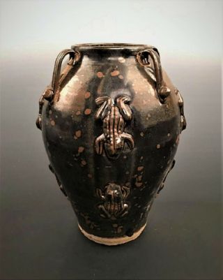 A Rare Song Dynasty Four - Ring Jar With Sculptured Frogs