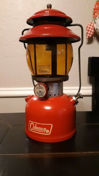 Antique 1/1966 Red Model 200a Coleman Lantern Rare Amber Globe Collectable