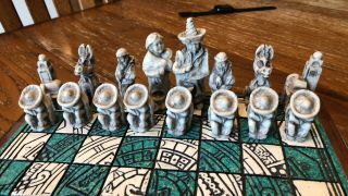 Mexican Mayan Aztec Carved Chess Set Complete Sombreros Donkeys Townspeople Rare 6