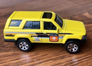 Matchbox ‘85 Toyota 4runner 4x4 Yellow 2013 Outdoor 5 Pack Exclusive Loose Rare