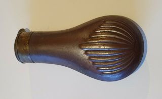 Vintage/antique Copper & Brass Powder Flask Muzzle Loading Gun Shell Design 5.  5 "