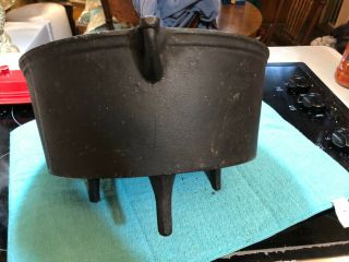 Antique Cast Iron Pot Cauldron 3 Leg - Dutch Oven - Gate Mark - 12 - 11 "