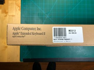 Apple Extended Keyboard II ADB Factory Box Vintage Rare M0312 NOS 3