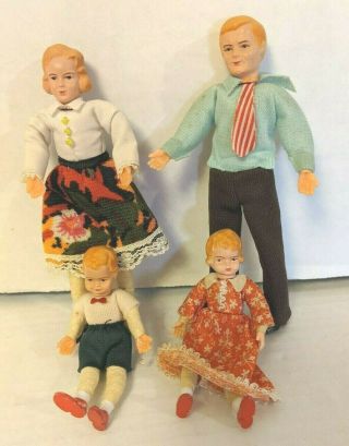 Doll House Miniature Bendable Family Chadwick Miller Vintage