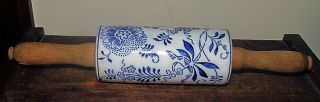 antique blue onion porcelain rolling pin wooden handles meissen? 2