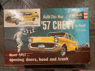 Revell " Build This Hot " 