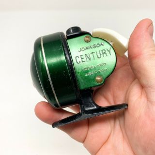 Vintage Johnson Century Reel Model 100b Color Made In Usa Crankbait Lure
