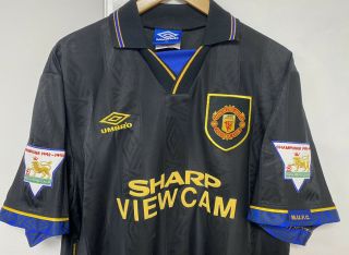 Rare Mens Manchester United UMBRO Black Away Football Shirt Sharp View Cam - XL 2