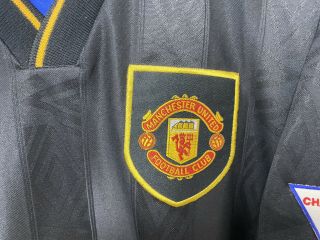Rare Mens Manchester United UMBRO Black Away Football Shirt Sharp View Cam - XL 3