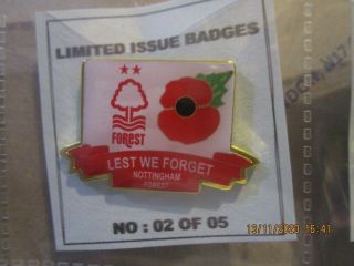 Nottingham Forest Limited Edition Ultra Rare Coloured Poppy Badge