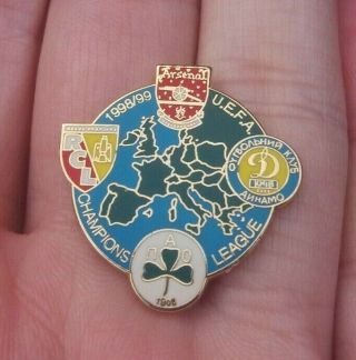 Arsenal 1998/99 Uefa Champions League Pin Badge Rare Vgc