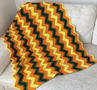 Vintage Retro 60’s 70’s Zig Zag Crochet Throw Blanket Unique