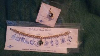 Vintage 1960s Girl Scout Charm Bracelet (nip) & Rare Charm - On Card