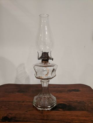 Scovill Mfg Co.  17 " Oil Lamp Antique Glass W Queen Anne 1 Burner