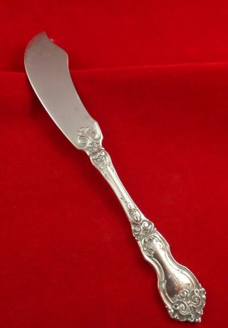 Vintage Wallace Sterling Silver Master Butter Knife.  6 1/8”.  La Reine,  C.  1920 